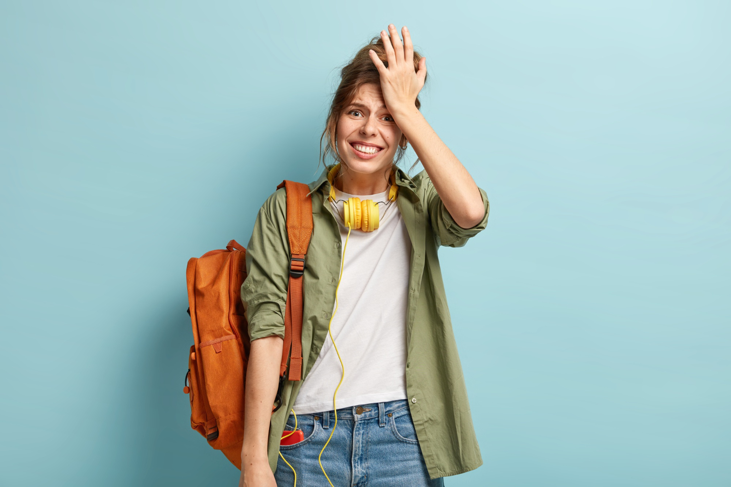 young woman learning about types of student loans.