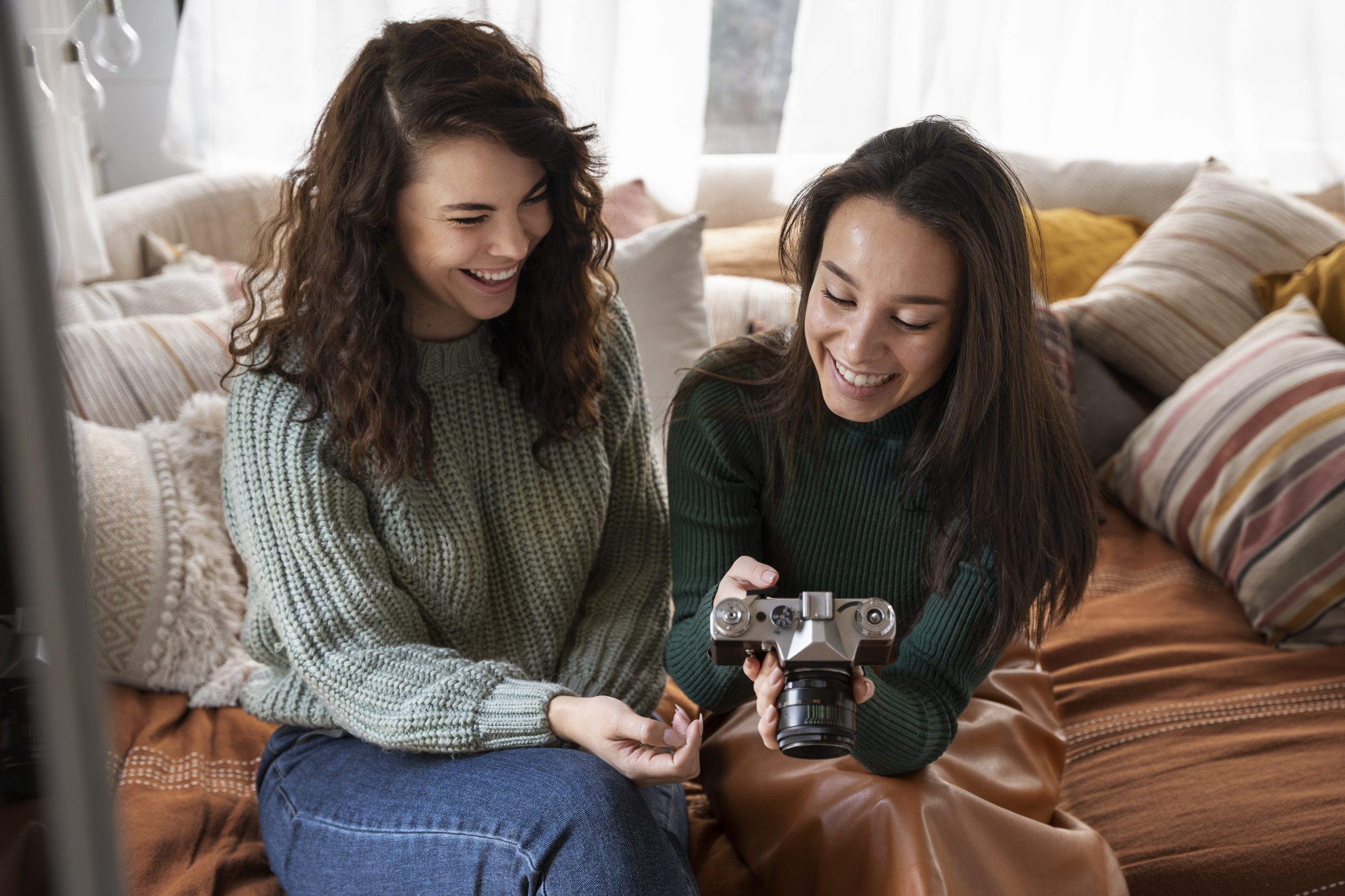 Key Characteristics of Gen Z's Financial Behavior